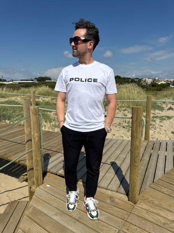 T-shirt Branca Police - Image 2