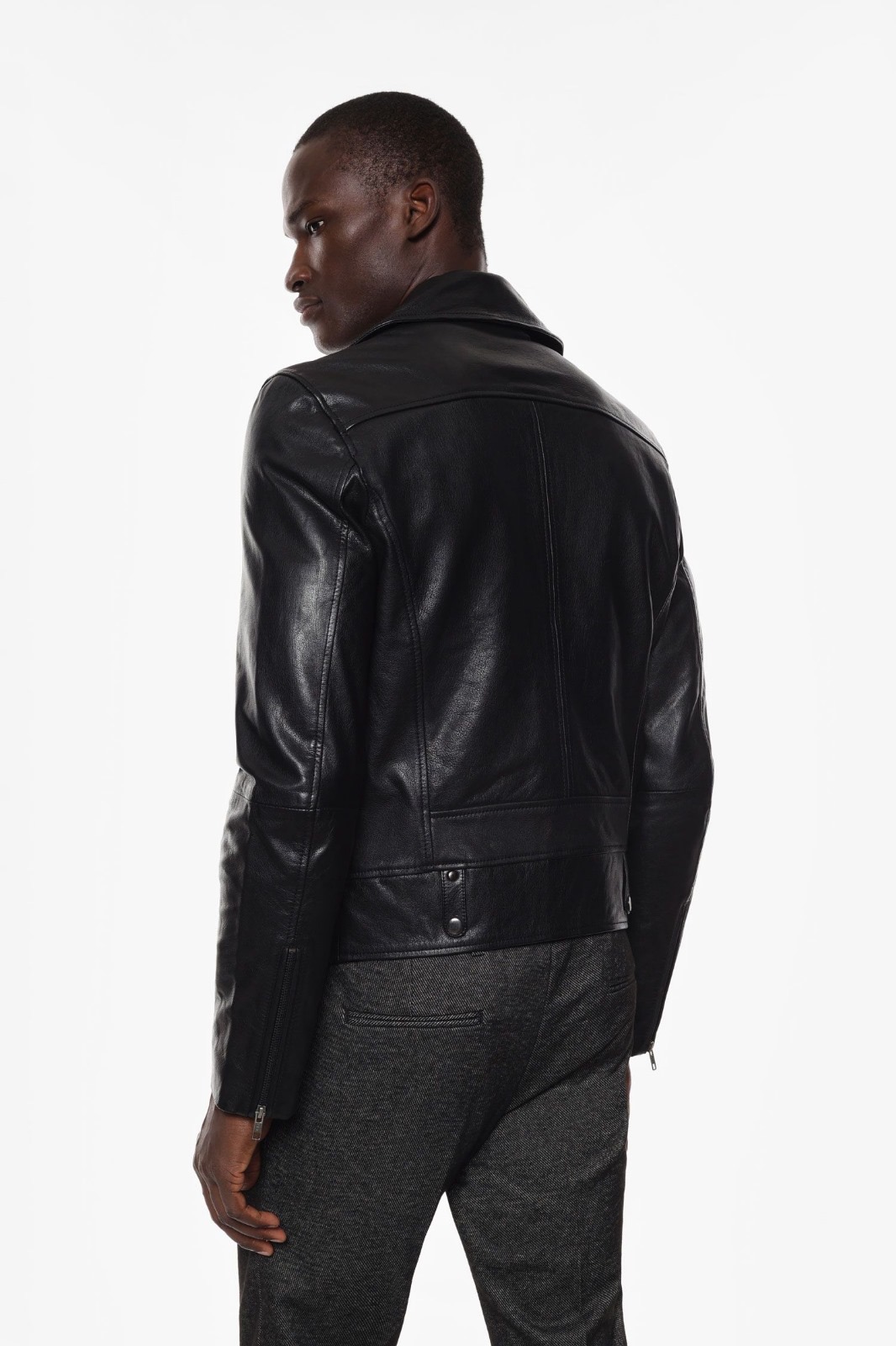 Casaca Pele Preta Imperial - Image 3