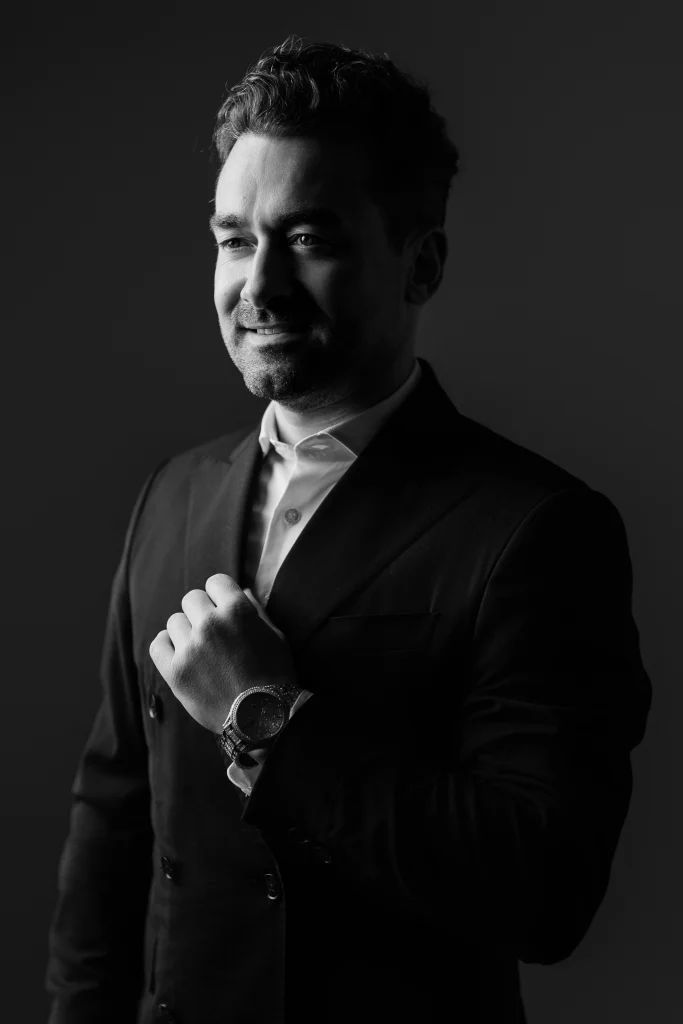Retrato a preto e branco de Norberto Teixeira, fundador da Norbest